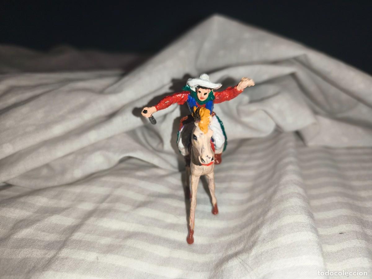 Figuras de Goma y PVC: mulecos indios y vaqueros