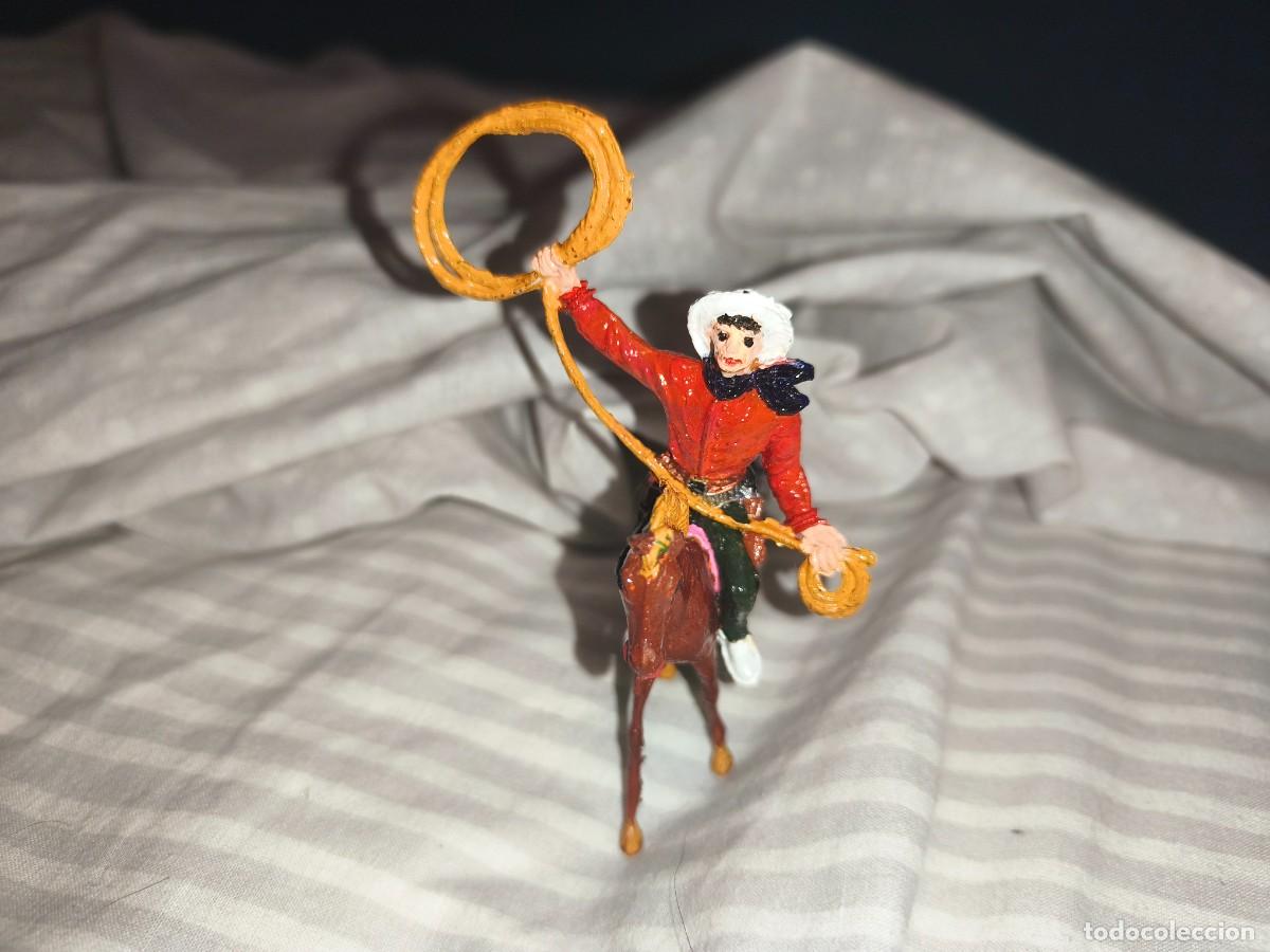 Figurines en Caoutchouc et PVC: mulecos indios y vaqueros