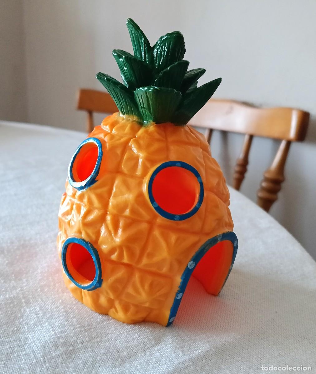 Figuras de Goma y PVC: Figura Pi&ntilde;a de Bob Esponja. Fondo de Bikini. Gran tama&ntilde;o. PVC duro. &Uacute;nica en TC