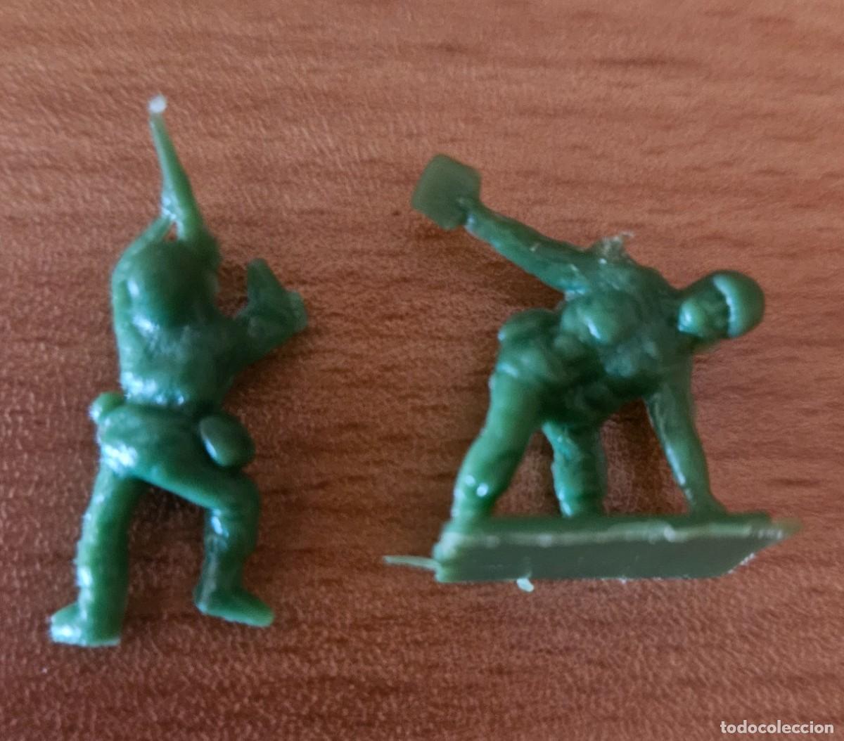 Figuras de Goma y PVC: 2 soldados americanos montaplex airfix color verde a&ntilde;os 70