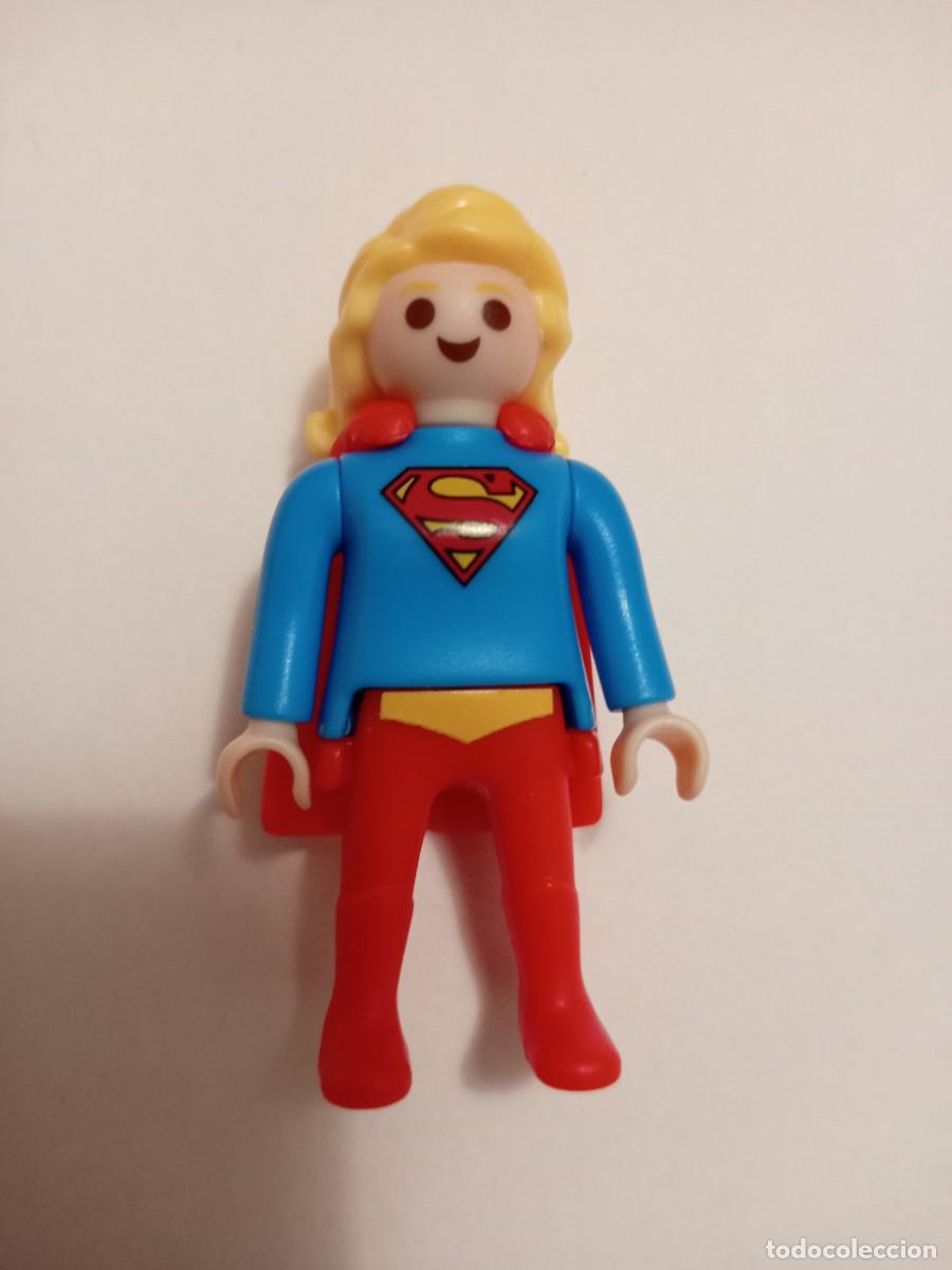 Figuras de Goma Kinder: KINDER figura Playmobil DC_Supergirl