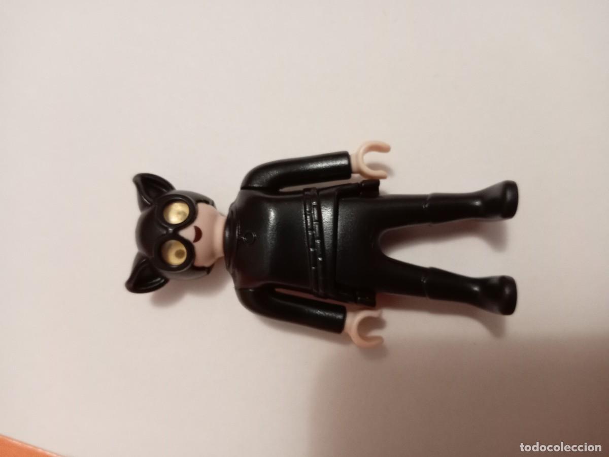 Figuras de Goma Kinder: KINDER figura Playmobil DC_Catwoman