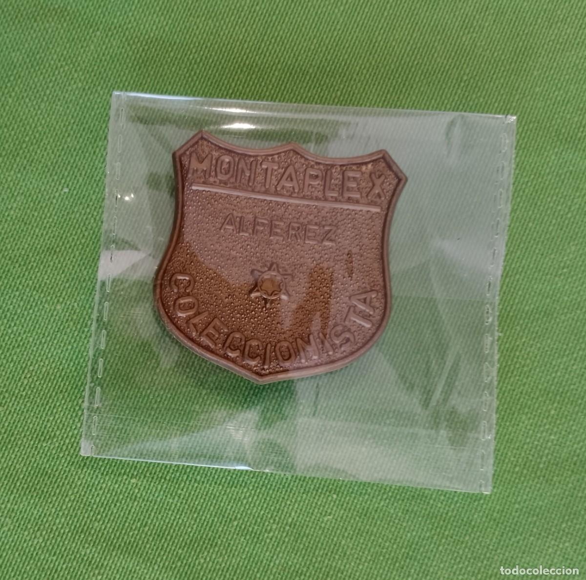 Figuras de Goma y PVC: Montaplex chapa alferez