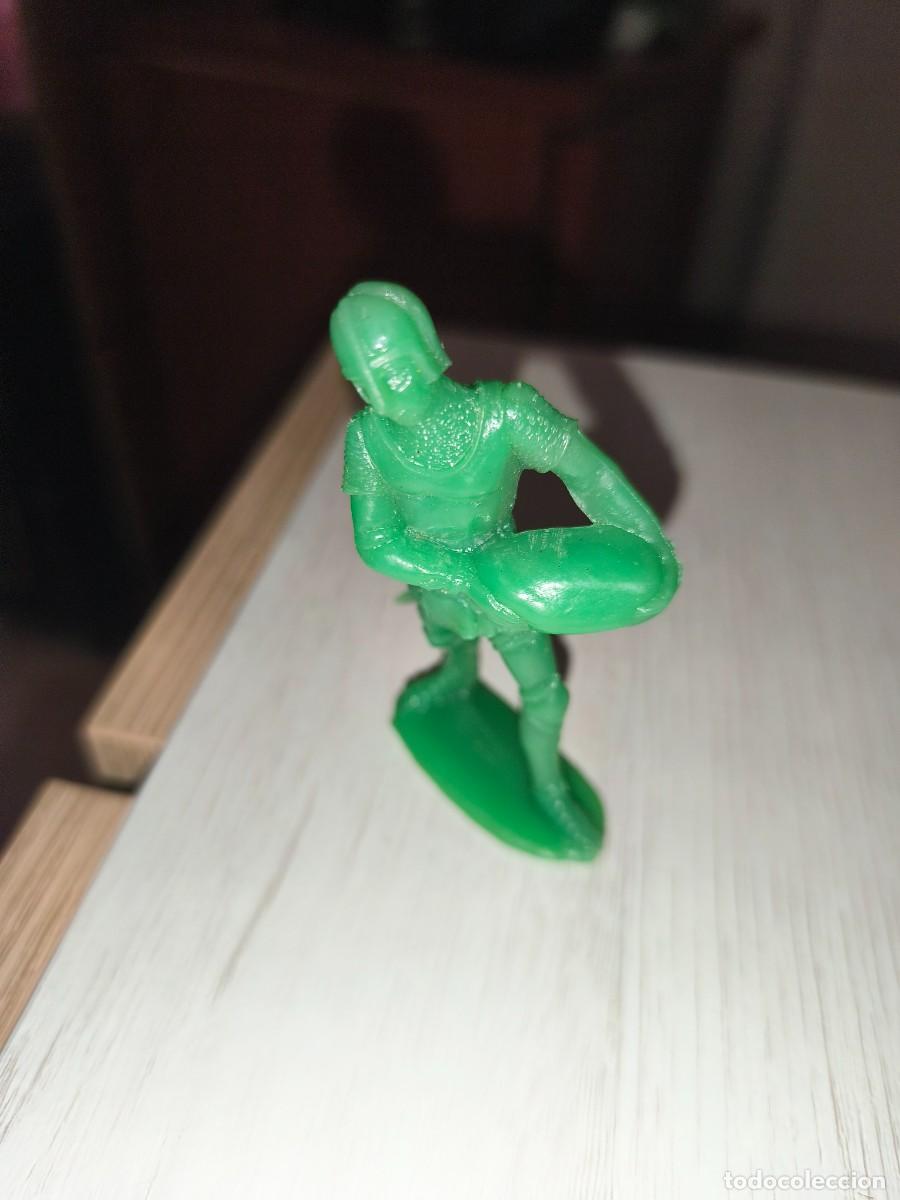 Figuras de Goma y PVC: mu&ntilde;ecos soldado medievales