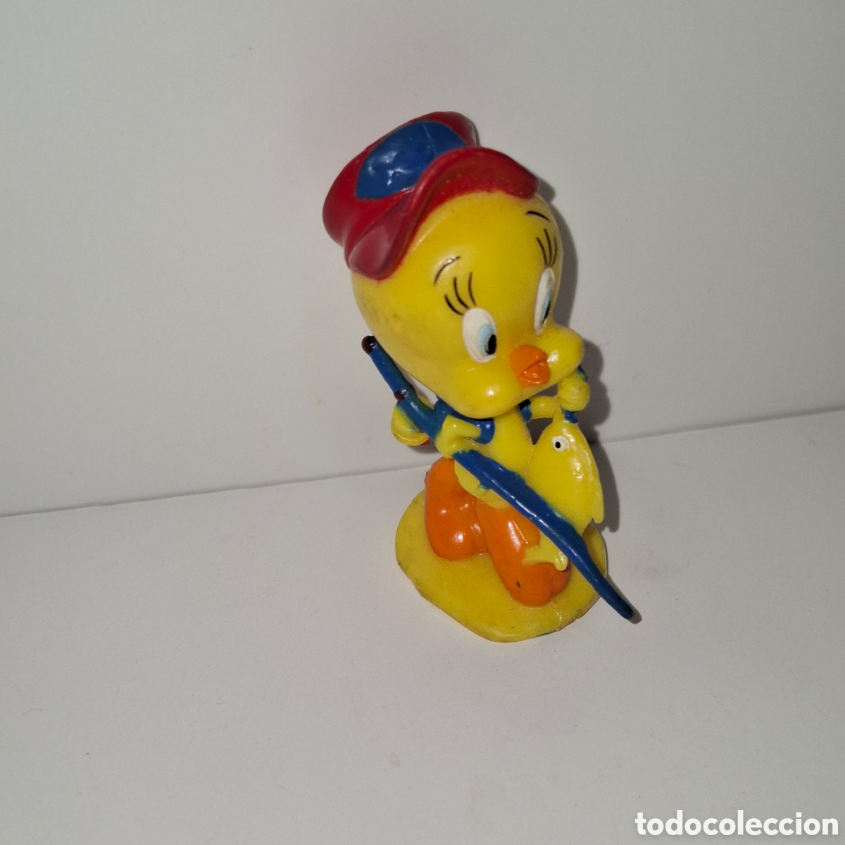 Figuras de Goma y PVC: PIOLIN CON CA&Ntilde;A DE PESCAR FIGURA DE PVC LOONEY TUNES