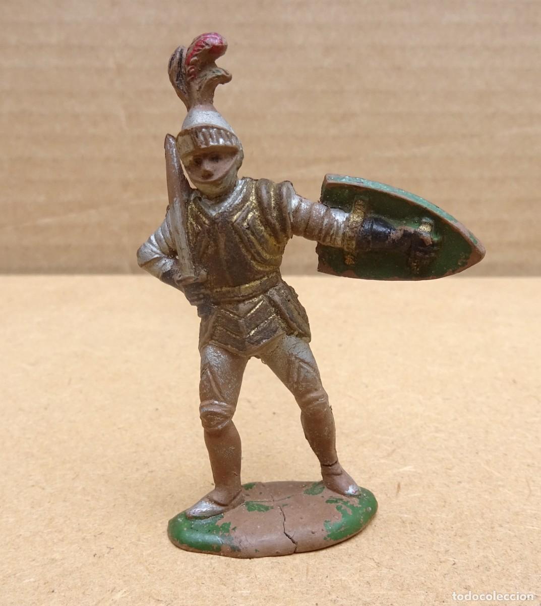 Gummi- und PVC-Figuren: REAMSA TORNEO EDAD MEDIA figura en goma 3