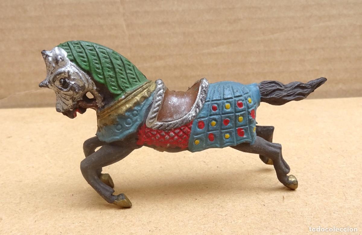 Figuras de Goma y PVC: REAMSA EDAD MEDIA Caballo en goma 1