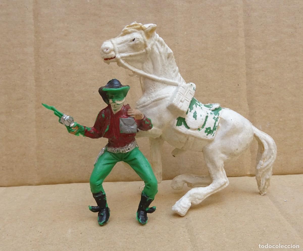 Figure di Gomma e PVC: PECH BANDIDO CON CABALLO