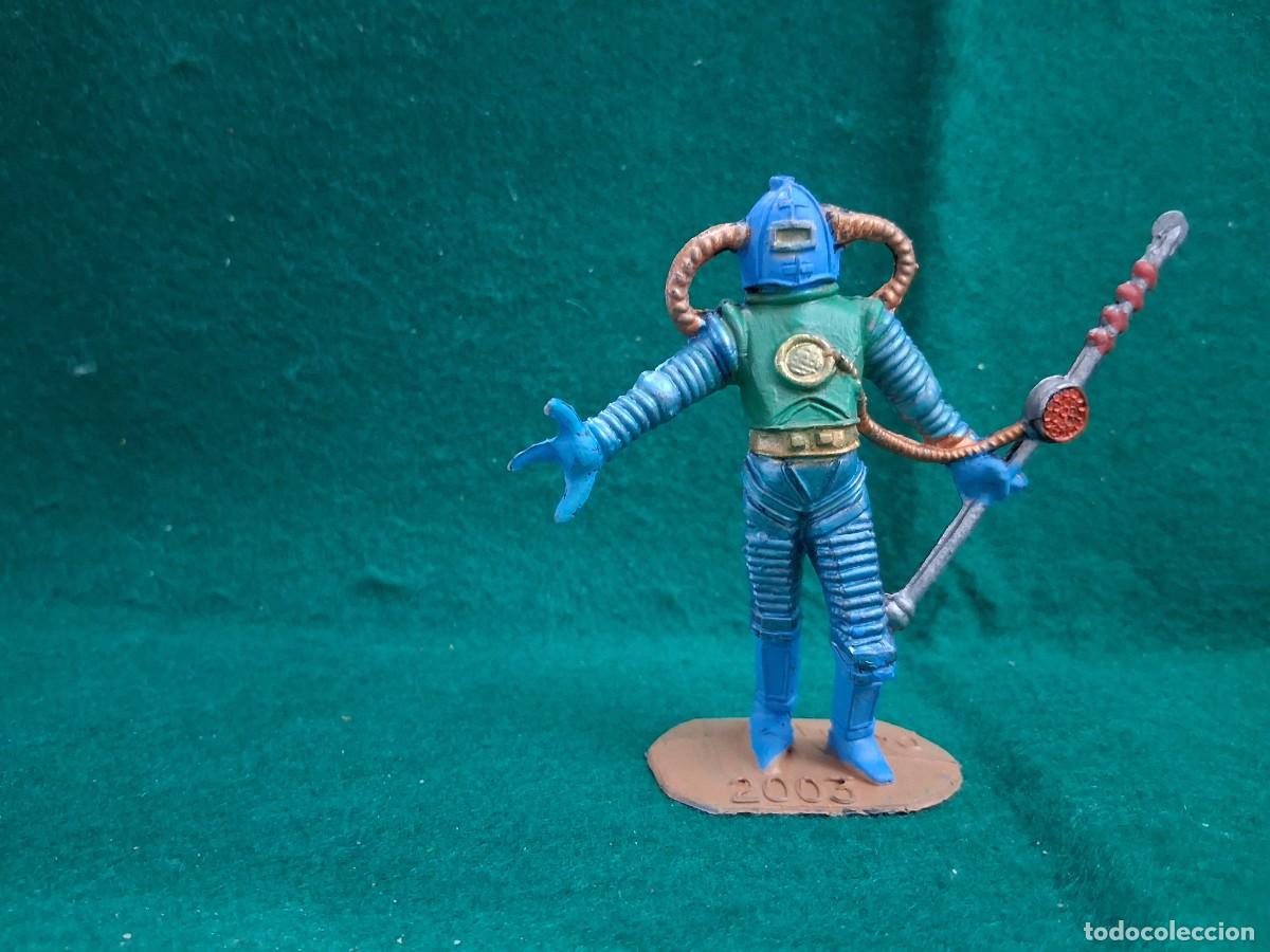 Figuras de Goma y PVC: COMANSI ESPACIAL PINTADO A MANO FIGURA DIFICIL