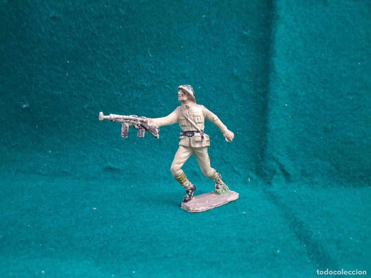 Rubber and PVC Figures: PECH SOLDADO RUSO WWII FIGURA DIFICIL