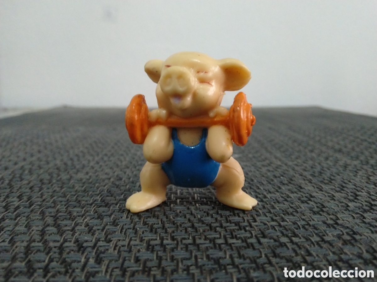 Figuras de Goma y PVC: FIGURA PVC CERDITO CON PESAS BOOTLEG LEVANTAMIENTO DE PESAS