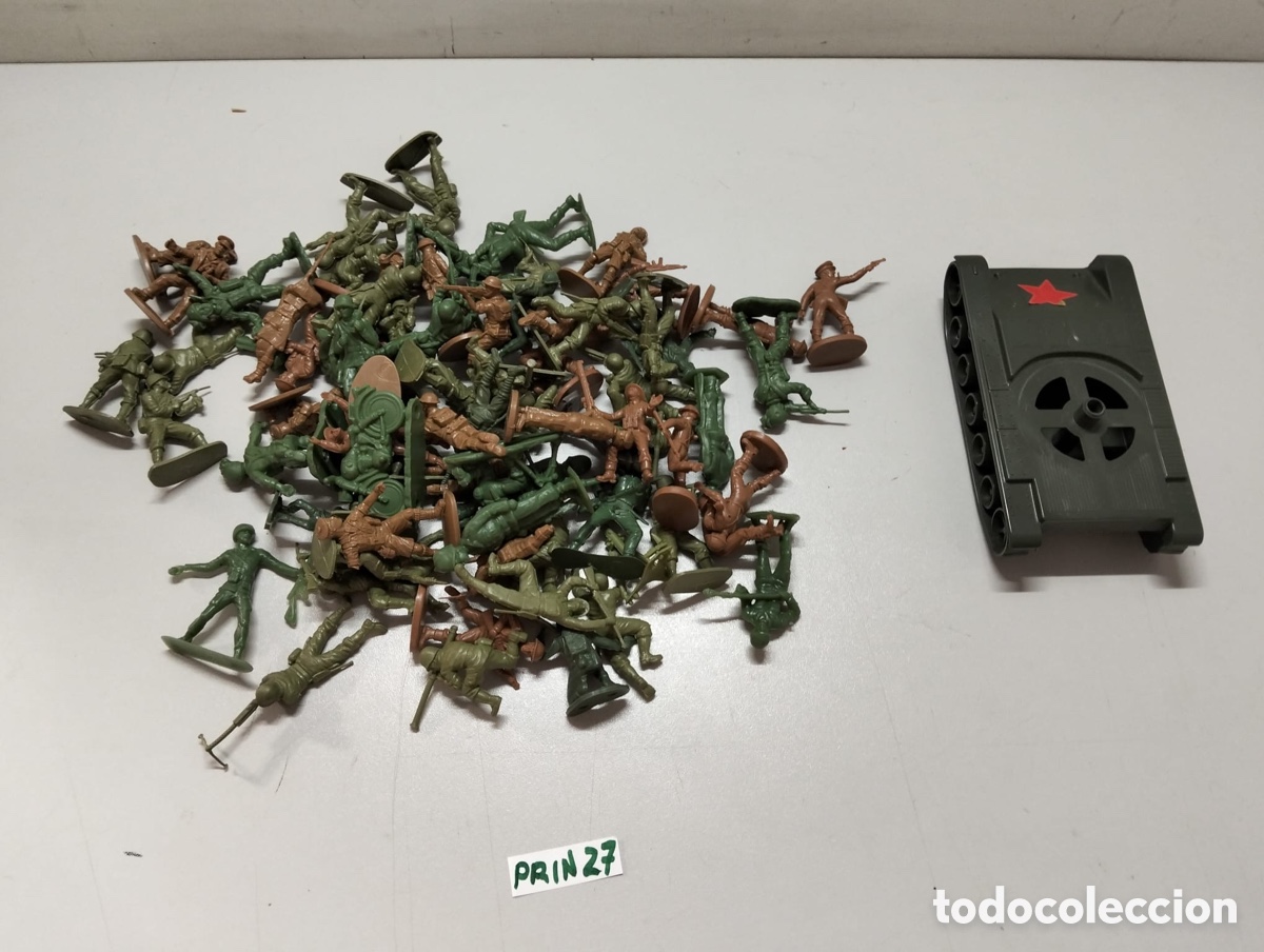 Figuras de Goma y PVC: Desde tanques y soldados empresa italiana P.R.B. Rastignano.