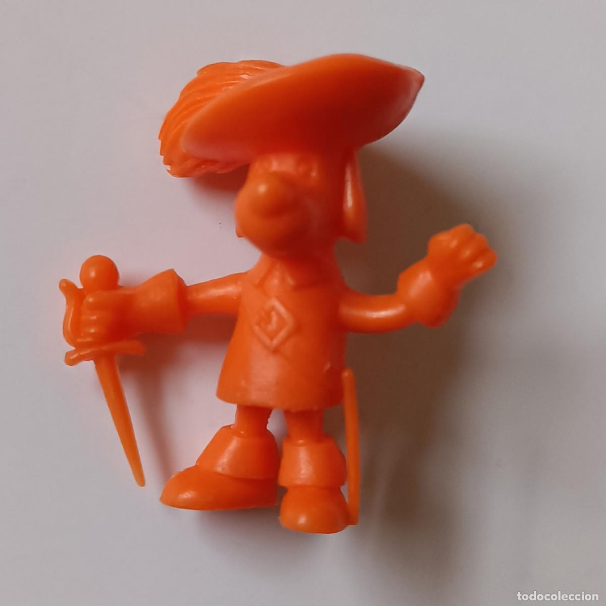 Figuras de Goma y PVC: dunkin monocromatico mu&ntilde;eco figura dartacan darta&ntilde;an mu&ntilde;equito figurita promocional phoskitos mini