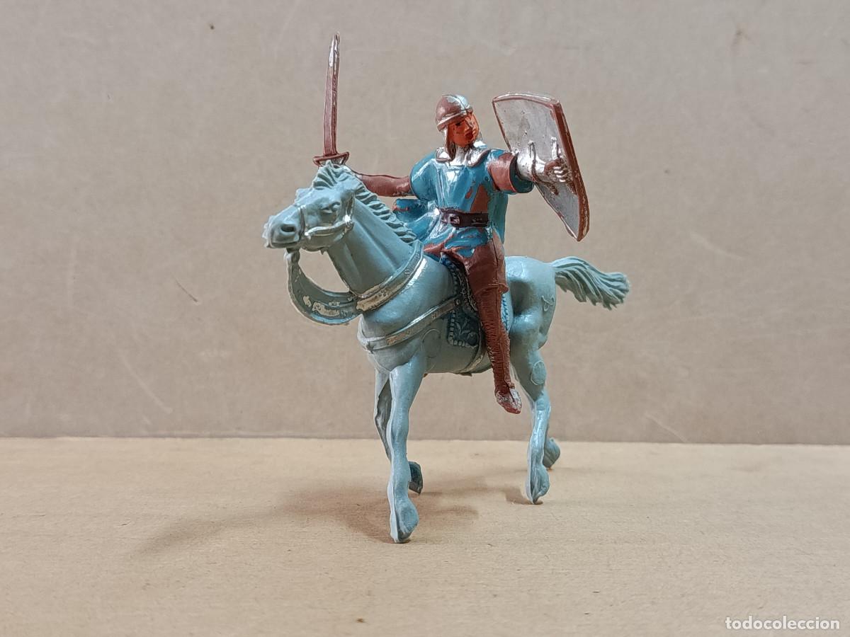 Figure di Gomma e PVC: FIGURA DE PL&Aacute;STICO CRUZADO A CABALLO JECSAN