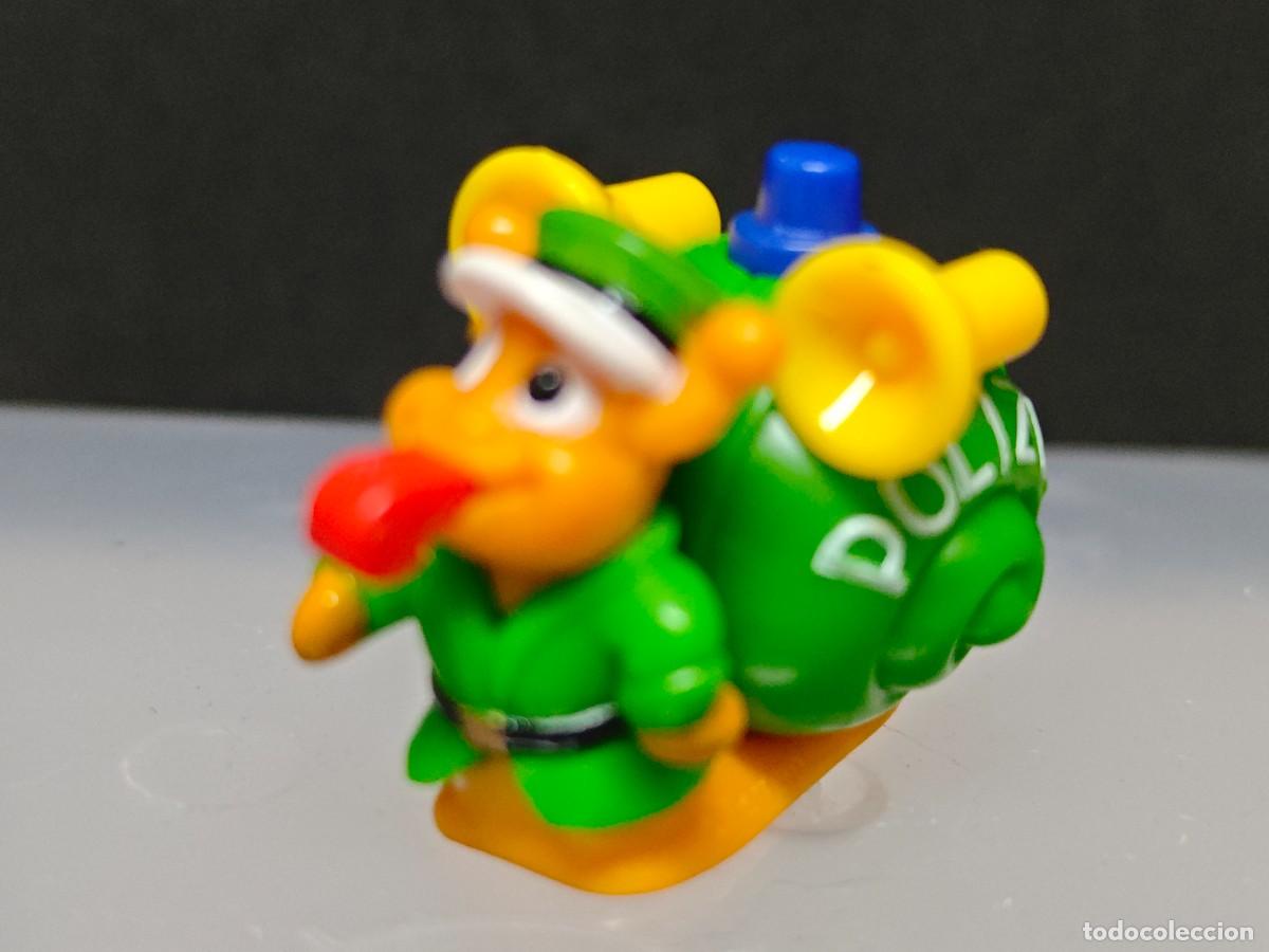 Figuras de Goma Kinder: FIGURA KINDER FERRERO CARACOL OFICIOS