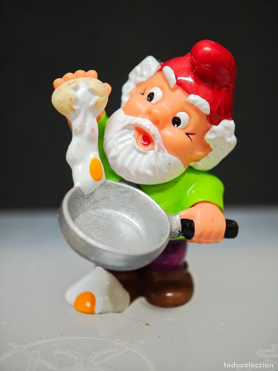 Figuras de Goma Kinder: FIGURA KINDER FERRERO ENANITO GNOMO