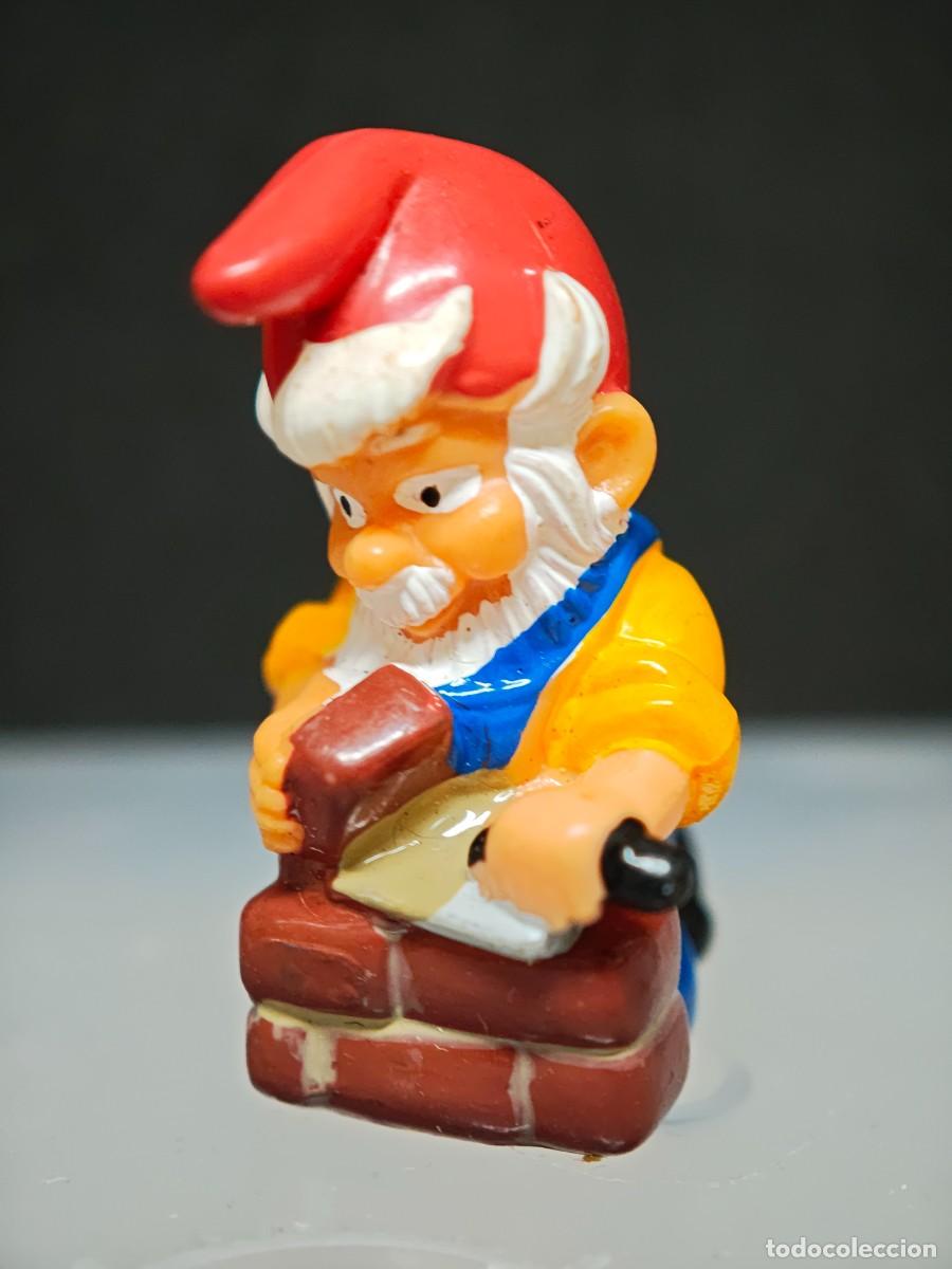 Figuras de Goma Kinder: FIGURA KINDER FERRERO ENANITO GNOMO