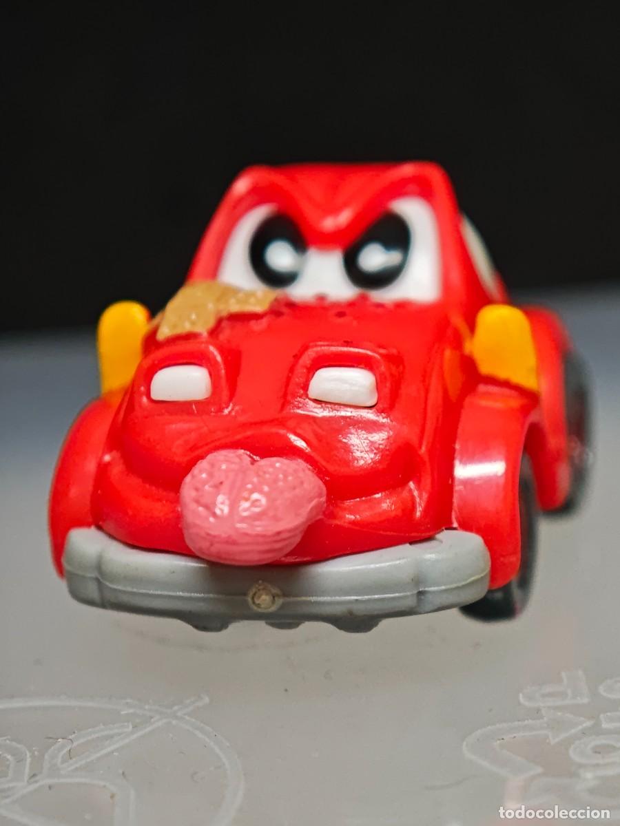 Figuras de Goma Kinder: FIGURA KINDER FERRERO COCHE FAMILIA VOLGAS