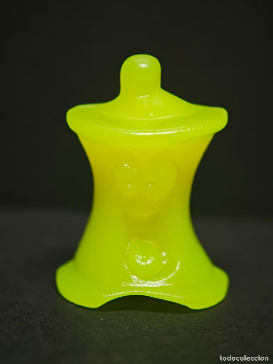 Figuras de Goma y PVC: ANTIGUA FIGURA GOGO GOGOS MAGIX BOX