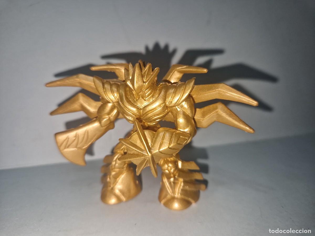 Figuras de Goma y PVC: GORMITI , SERIE ORO DORADO - LUMINOR, SE&Ntilde;OR DE LA LUZ
