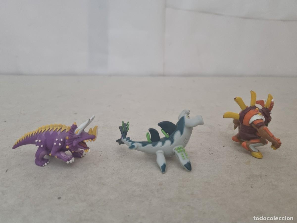 Figuras de goma y PVC: Lote de 5 mu&ntilde;ecos invizimals - Foto 9