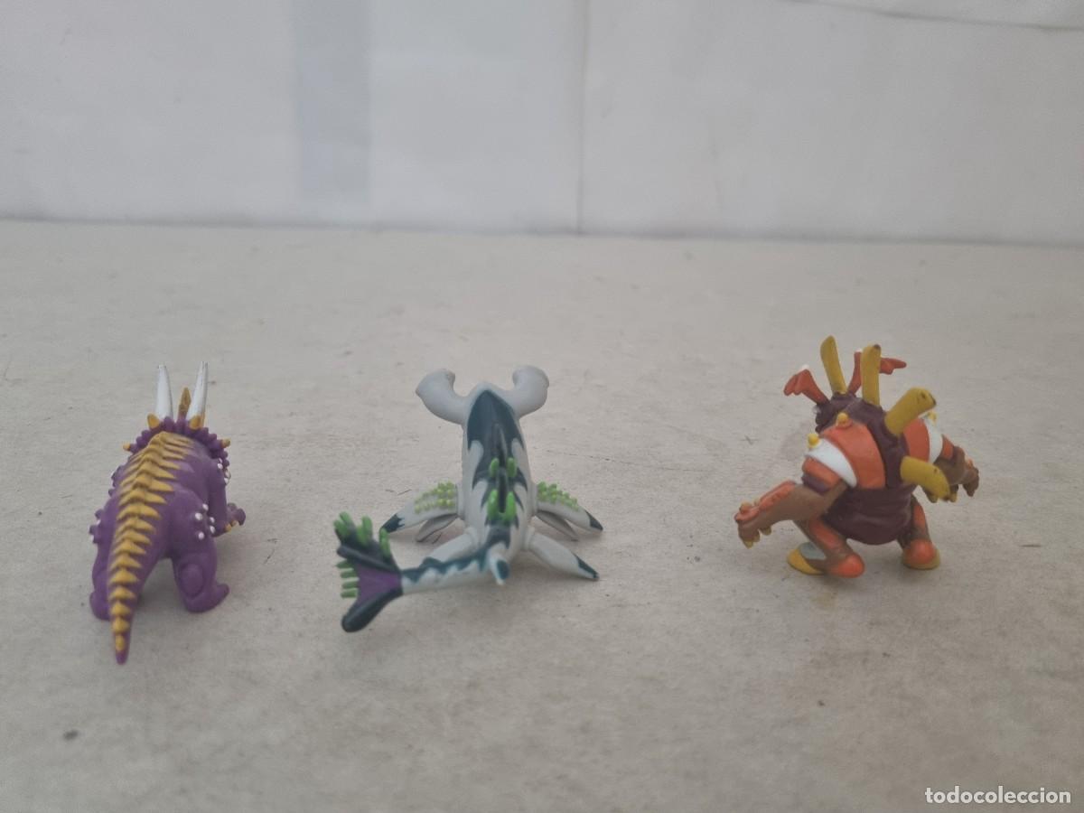Figuras de goma y PVC: Lote de 5 mu&ntilde;ecos invizimals - Foto 10