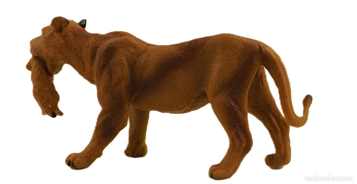 Figuras de goma y PVC: Original Papo Leona con cachorro - Foto 3