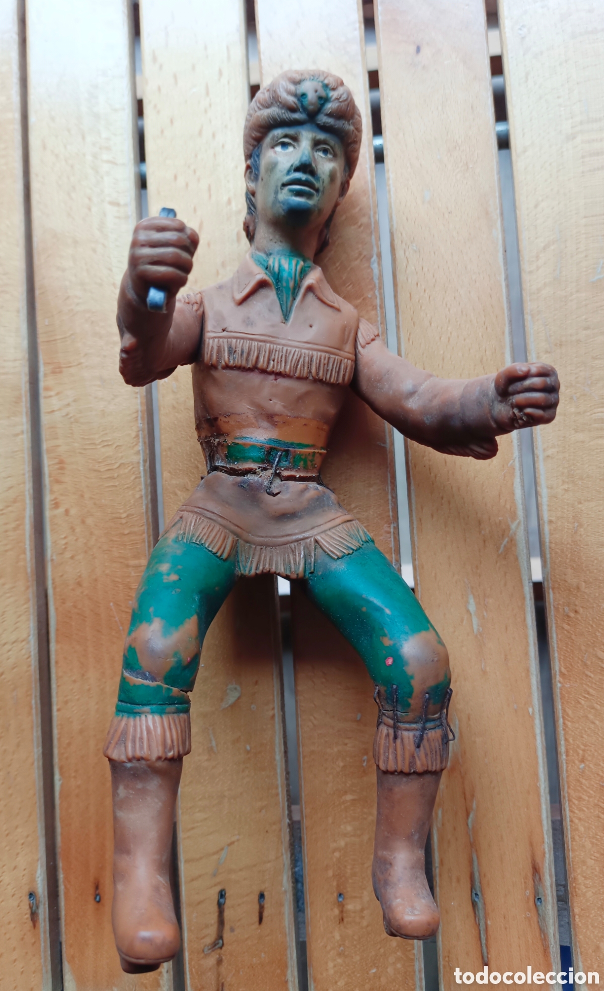 Figuras de Goma y PVC: Antigua figura grande indio goma desconzoco marca a&ntilde;os 70