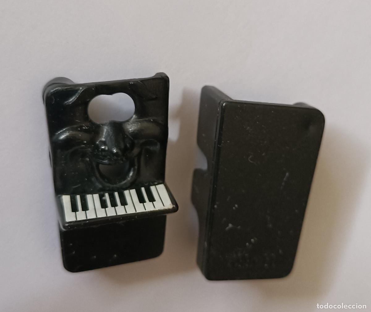 Figuras de Goma Kinder: kinder pieza a&ntilde;os 90 piano teclado antiguo