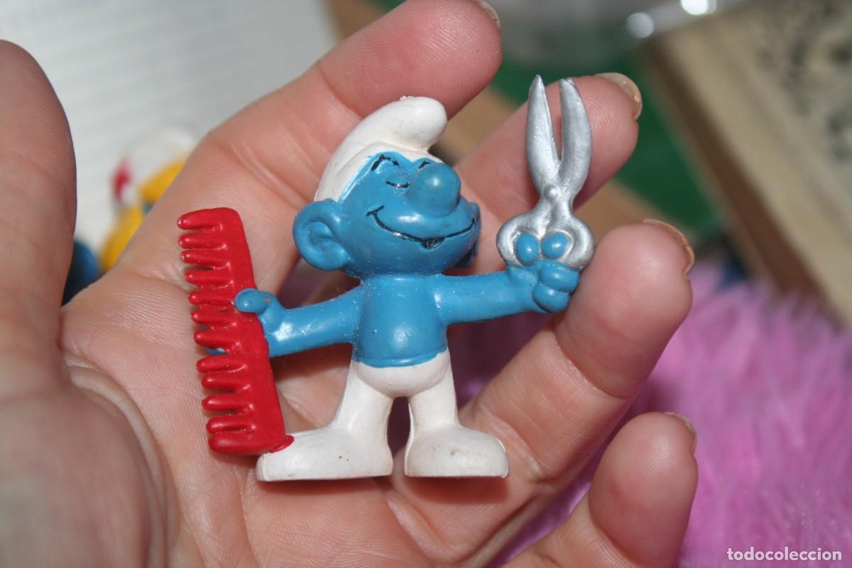 Figuras de goma y PVC: lote de tres mu&ntilde;ecos pitufos pitufina - Foto 2