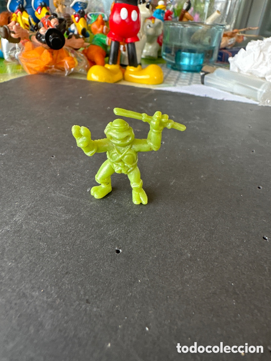 Figuras de goma y PVC: Figura Dunkin tortuga ninja - Foto 1