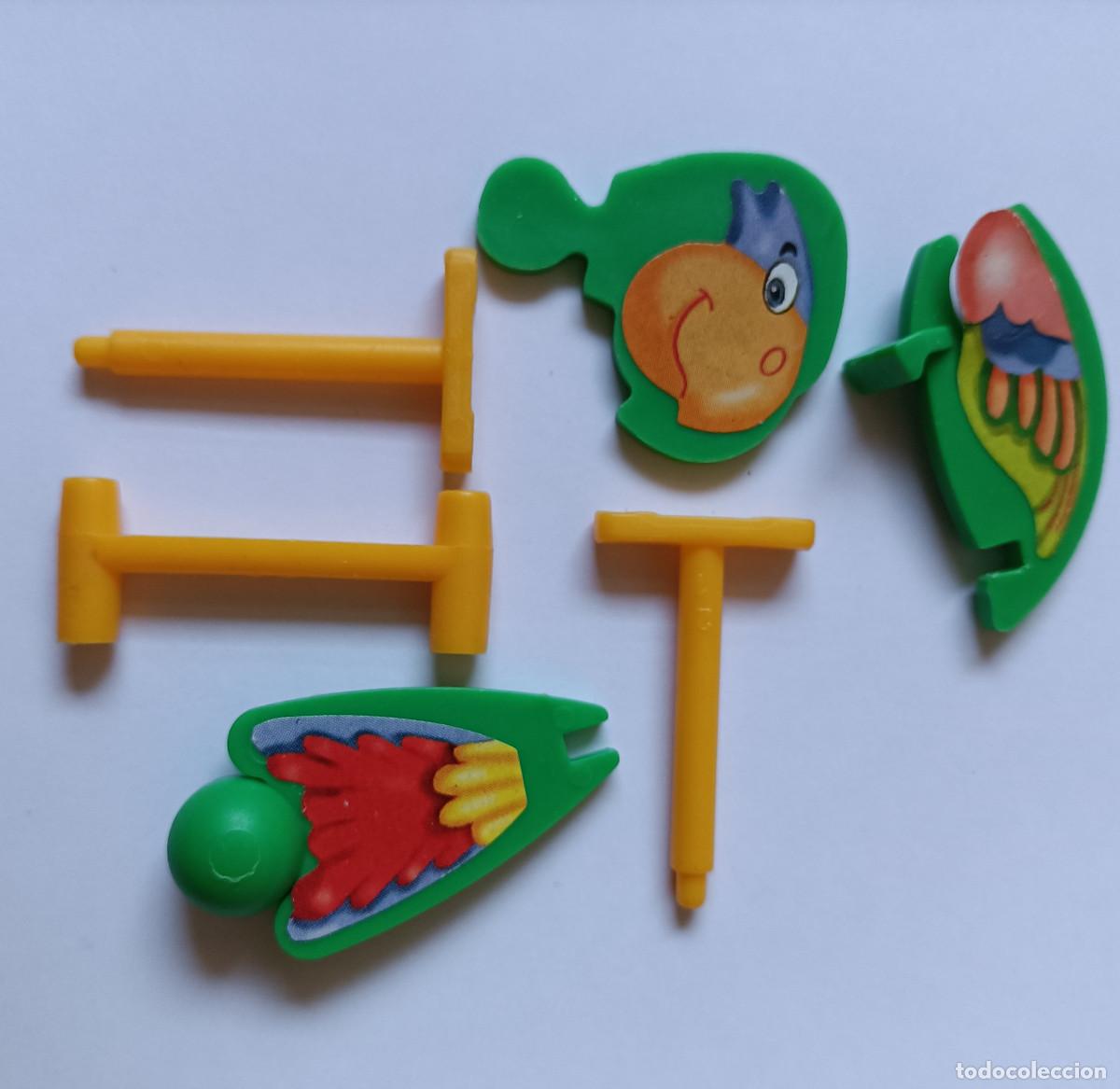 Figuras de Goma Kinder: pajaro papagayo equilibrista kinder antiguo montable secundario desmontable ave loro ave exotica