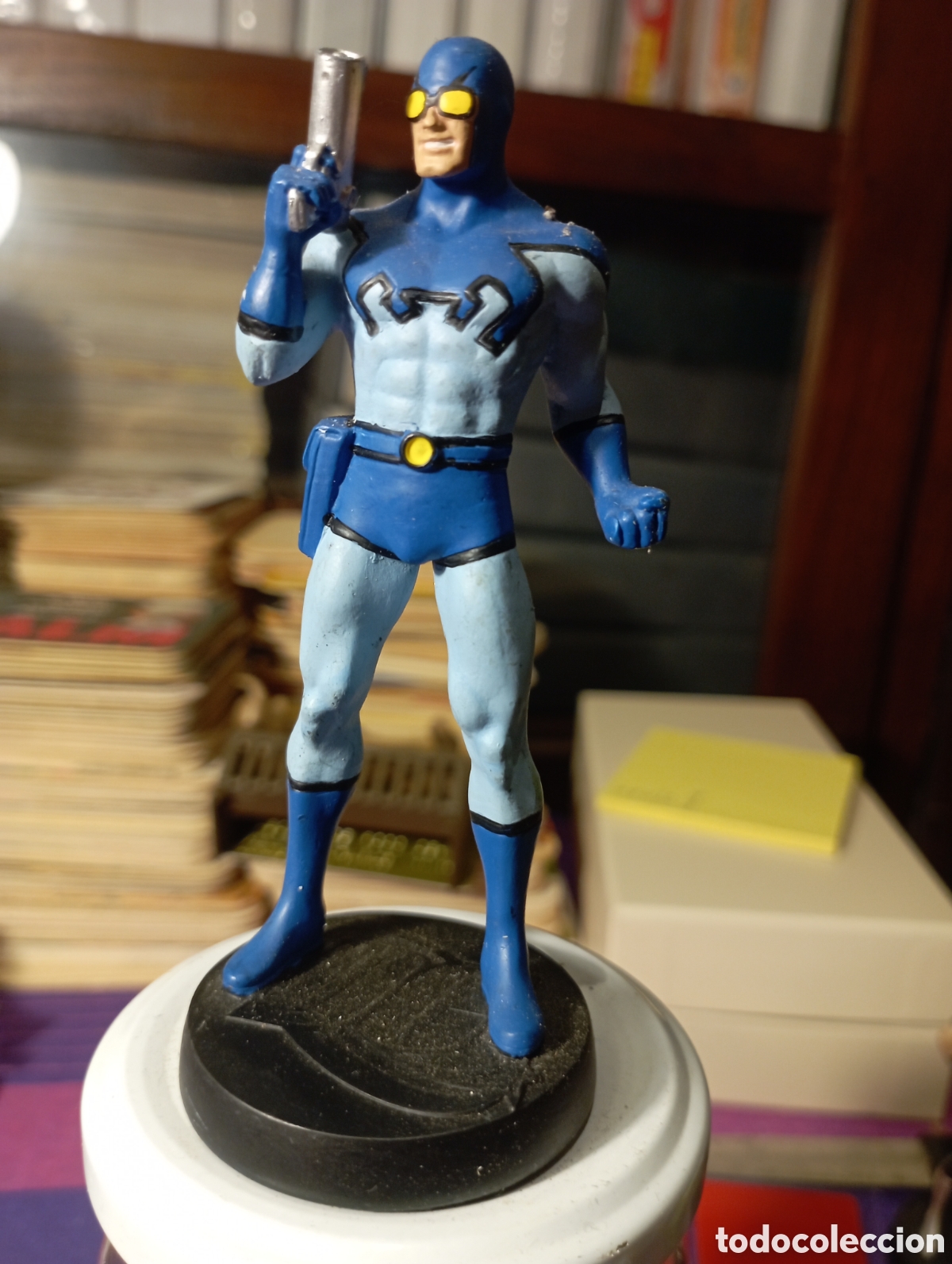 Rubber and PVC Figures: Figura de plomo DC. Blue Beetle, Sobre 10 cm