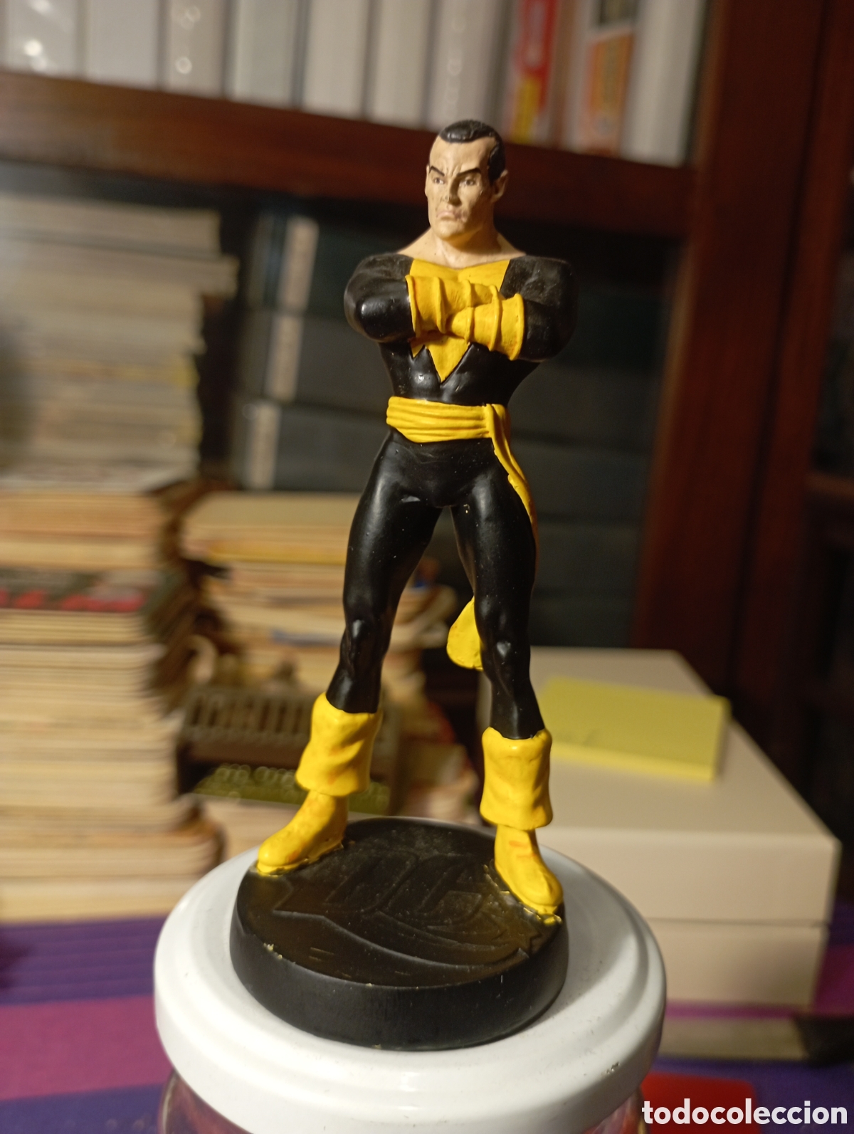 Rubber and PVC Figures: Figura de plomo DC. Black Adam, Sobre 10 cm