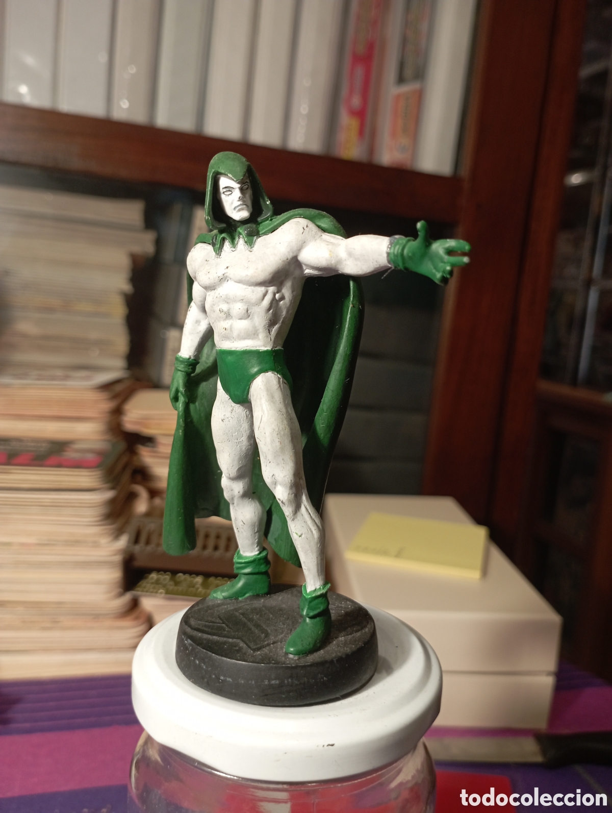 Figuras de Goma y PVC: Figura de plomo DC. Spectro, Sobre 10 cm