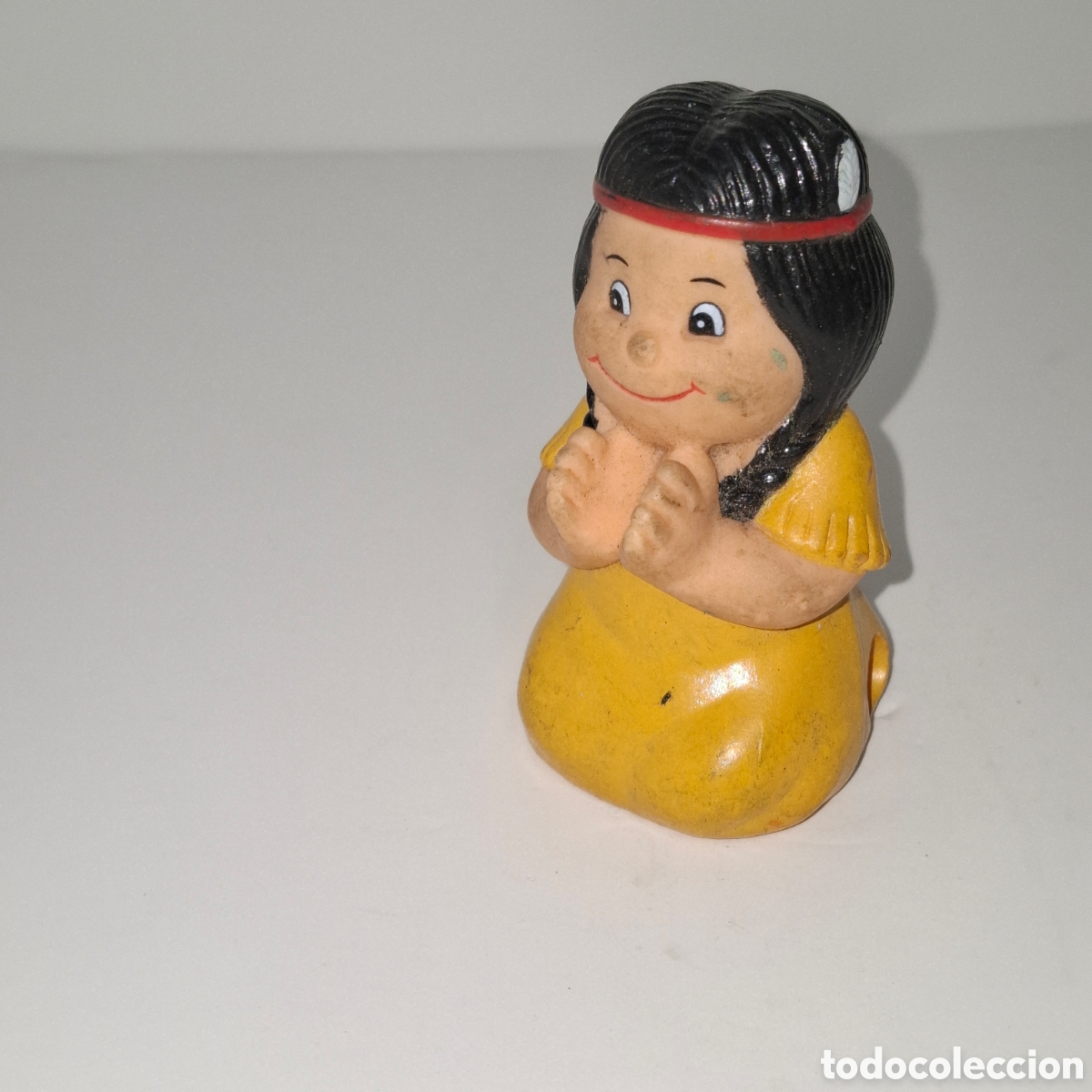 Figuras de Goma y PVC: FIGURA DE PVC CON SACAPUNTAS A&Ntilde;OS 70 Y 80 NI&Ntilde;A INDIA