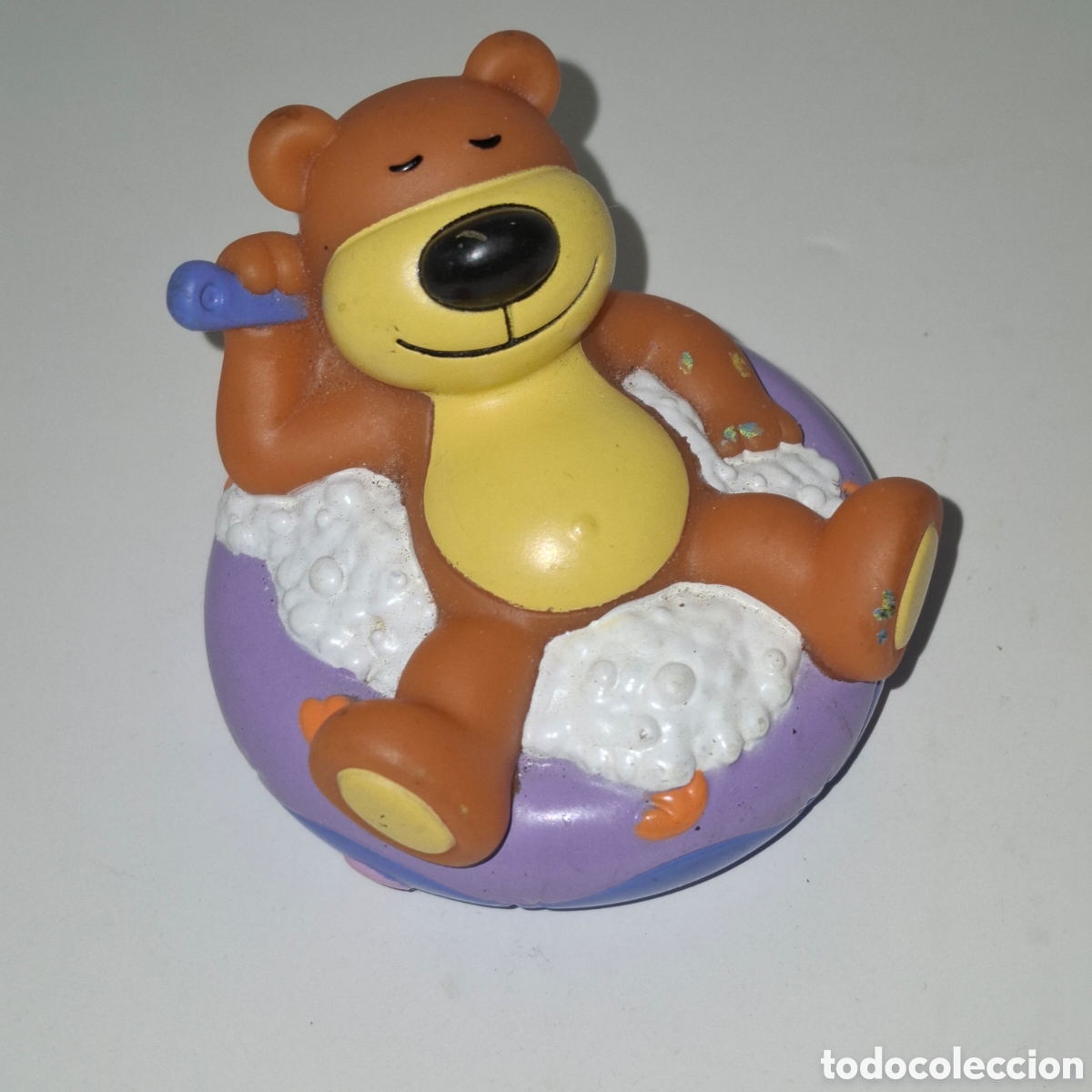 Figuras de Goma y PVC: OSO DANDOSE UN BA&Ntilde;O FIGURA DE PVC PROMOCIONAL ZAPZ CREATION BABY BORN
