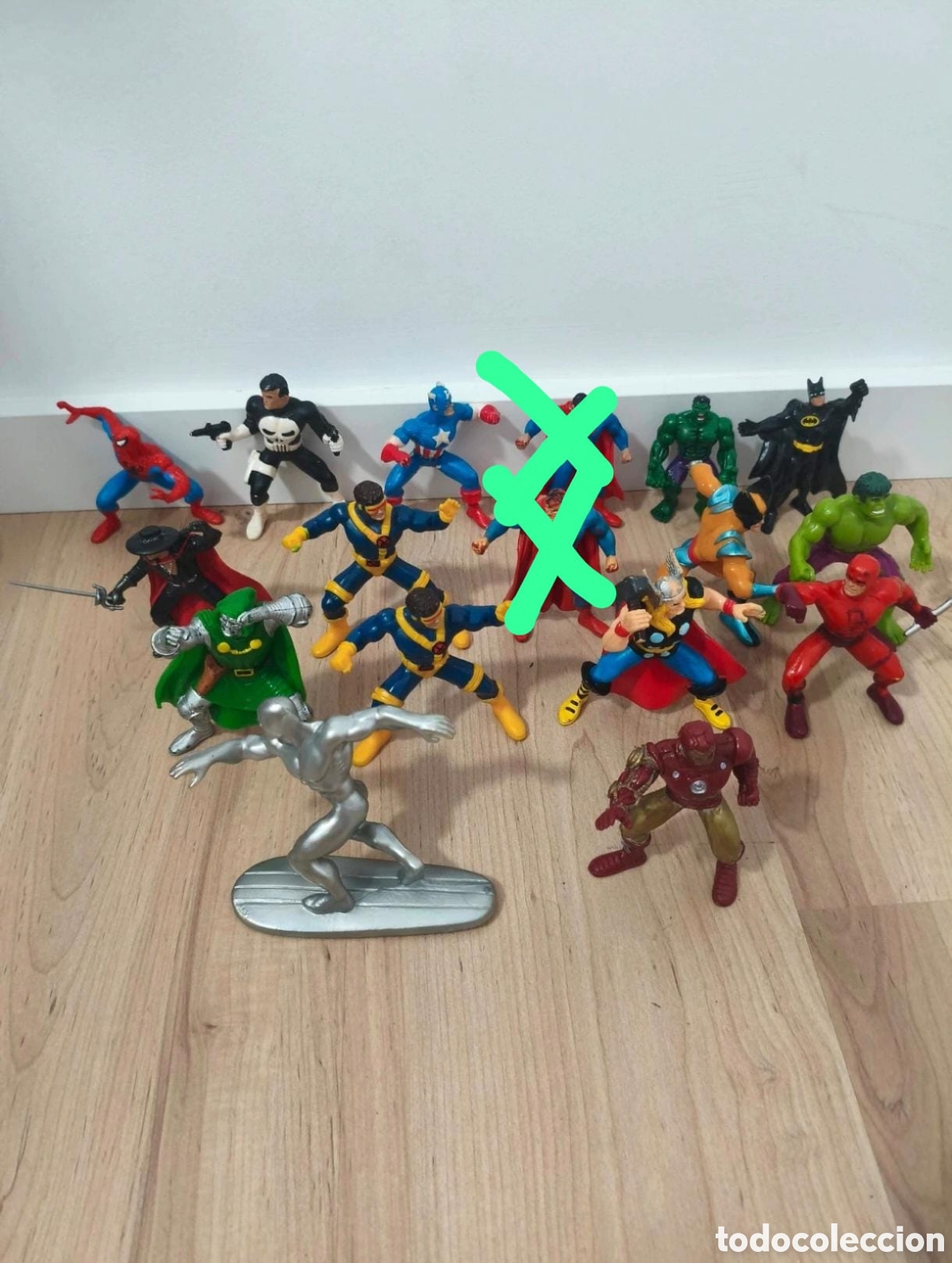Figuras de Goma y PVC: Lote figuras superh&eacute;roes