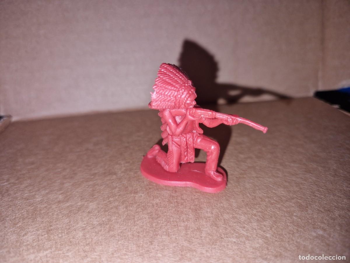 Figuras de Goma y PVC: INDIO CON RIFLE DISPARANDO, FIGURA DEL OESTE/ FIGURA NUEVA