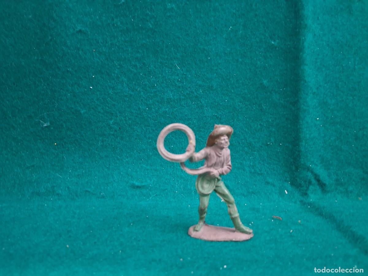 Figuras de Goma y PVC: GOMA PECH O SIMILAR FIGURA DIFICIL 40 MM