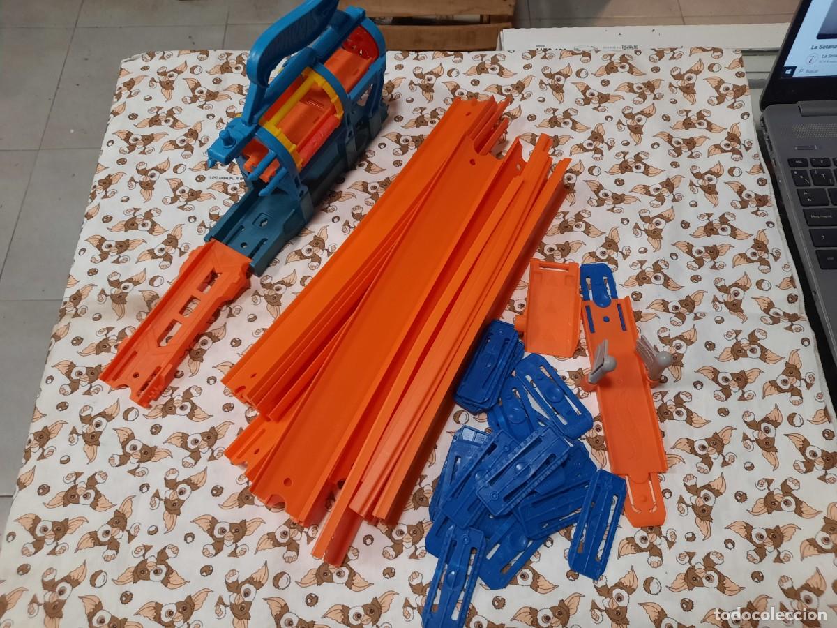 Gummi- und PVC-Figuren: PISTAS PARA HOT WHEELS