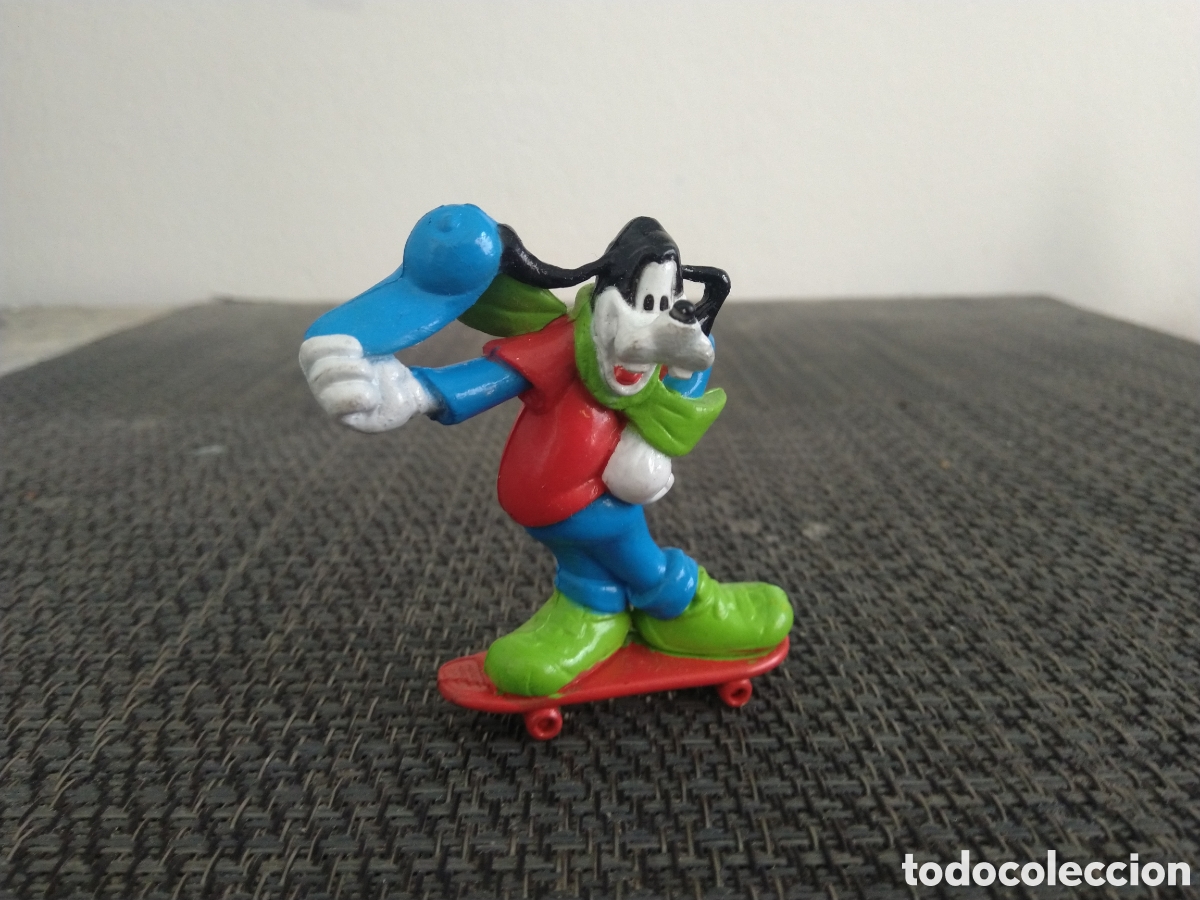 Figuras de Goma y PVC: FIGURA PVC GOOFY MONOPATIN SKATE CON GORRA WALT DISNEY DIBUJOS ANIMADOS MICKEY