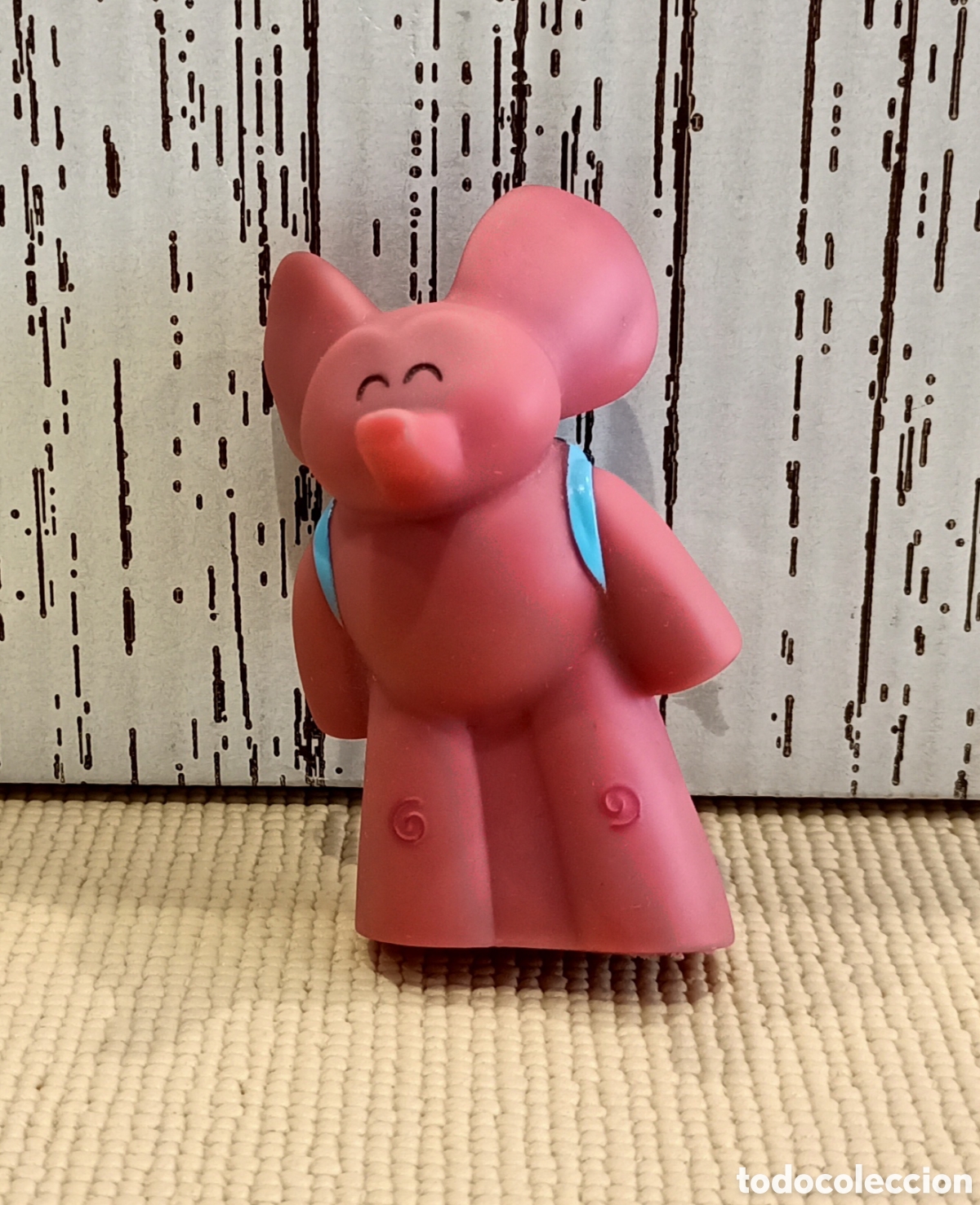 Figuras de Goma y PVC: Elefante Elly de Pocoy&oacute;