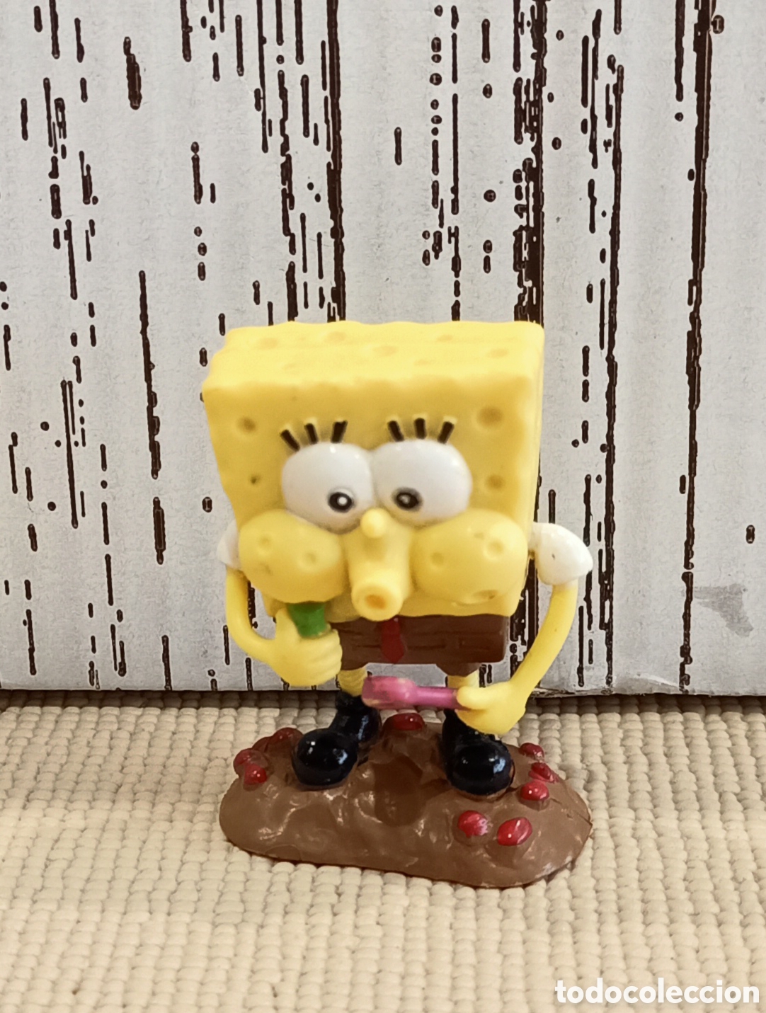 Figuras de goma y PVC: Figura pvc Bob Esponja - Foto 1