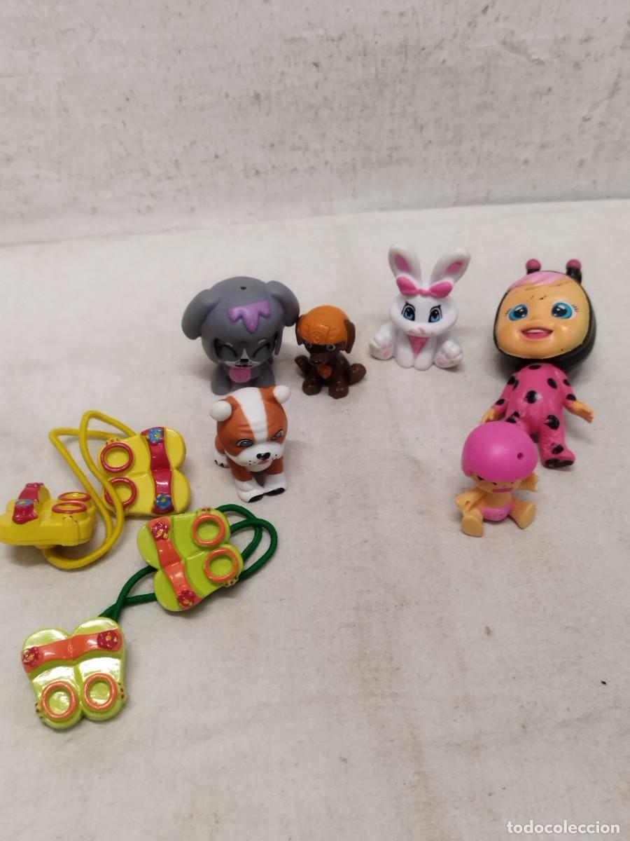 Figuras de Goma y PVC: Lote de 6 mu&ntilde;ecos, figuras de goma de juguete y 2 coleteros.