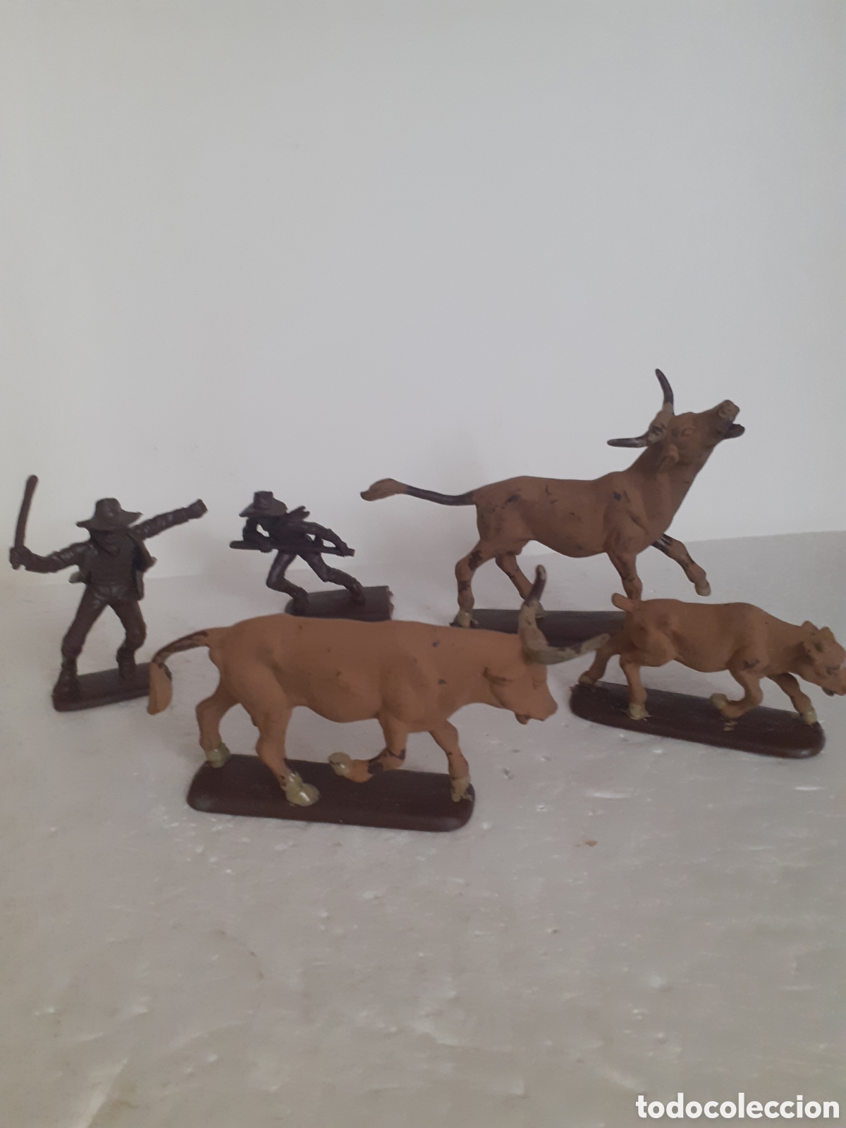 Figuras de Goma y PVC: FIGURAS SERIE ESTAMPIDA PLASTICO ATLANTIC,REAMSA,JECSAN