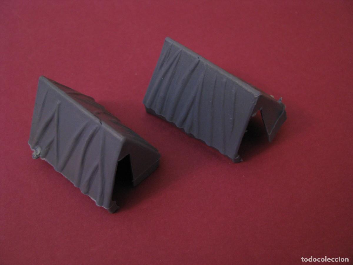 Figuras de Goma y PVC: 2 TIENDAS DE CAMPA&Ntilde;A DE PL&Aacute;STICO. 4X2,5 CM.