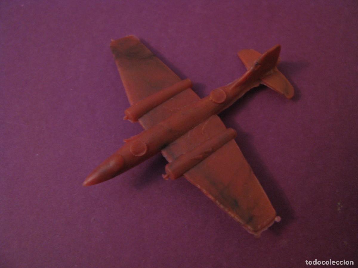 Figuras de Goma y PVC: AVION DE PLASTICO. 5X5 CM