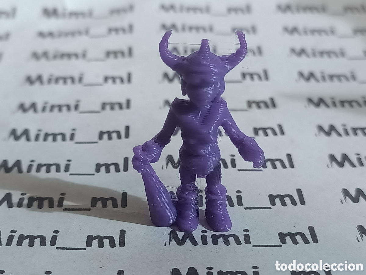 Figuras de Goma y PVC: Figura tipo dunkin Bobby dragones y mazmorras en impresi&oacute;n 3d 3 cm aprox