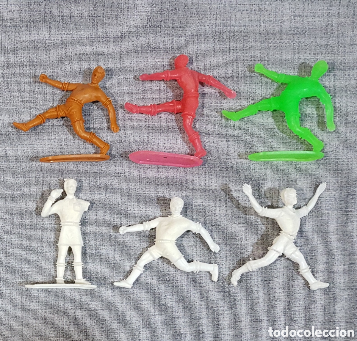 Rubber and PVC Figures: COMANSI FIGURAS PL&Aacute;STICO F&Uacute;TBOL FUTBOLISTAS &Aacute;RBITRO MONOCROM&Aacute;TICO